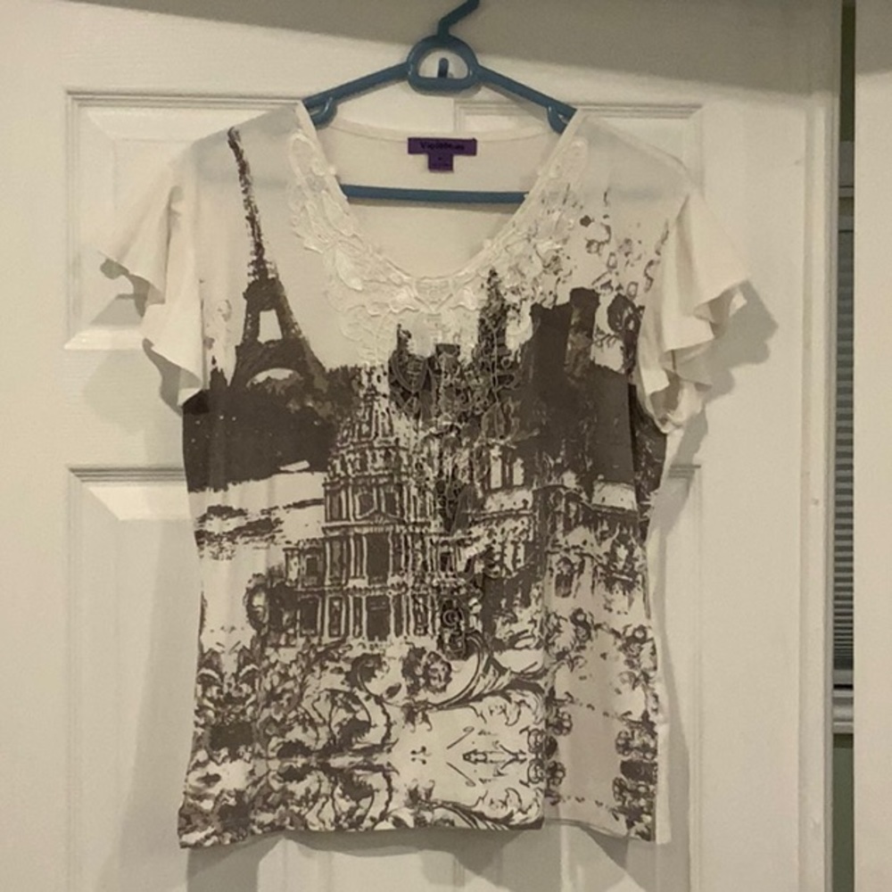 Graphic Tee of Paris with Lace - Medium